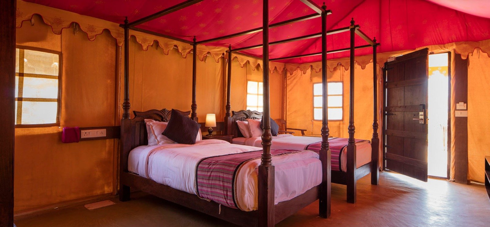 Queen Bed Room